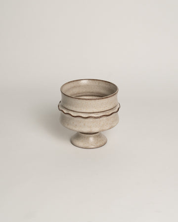 Lunar Sand Ruffle Candle Holder