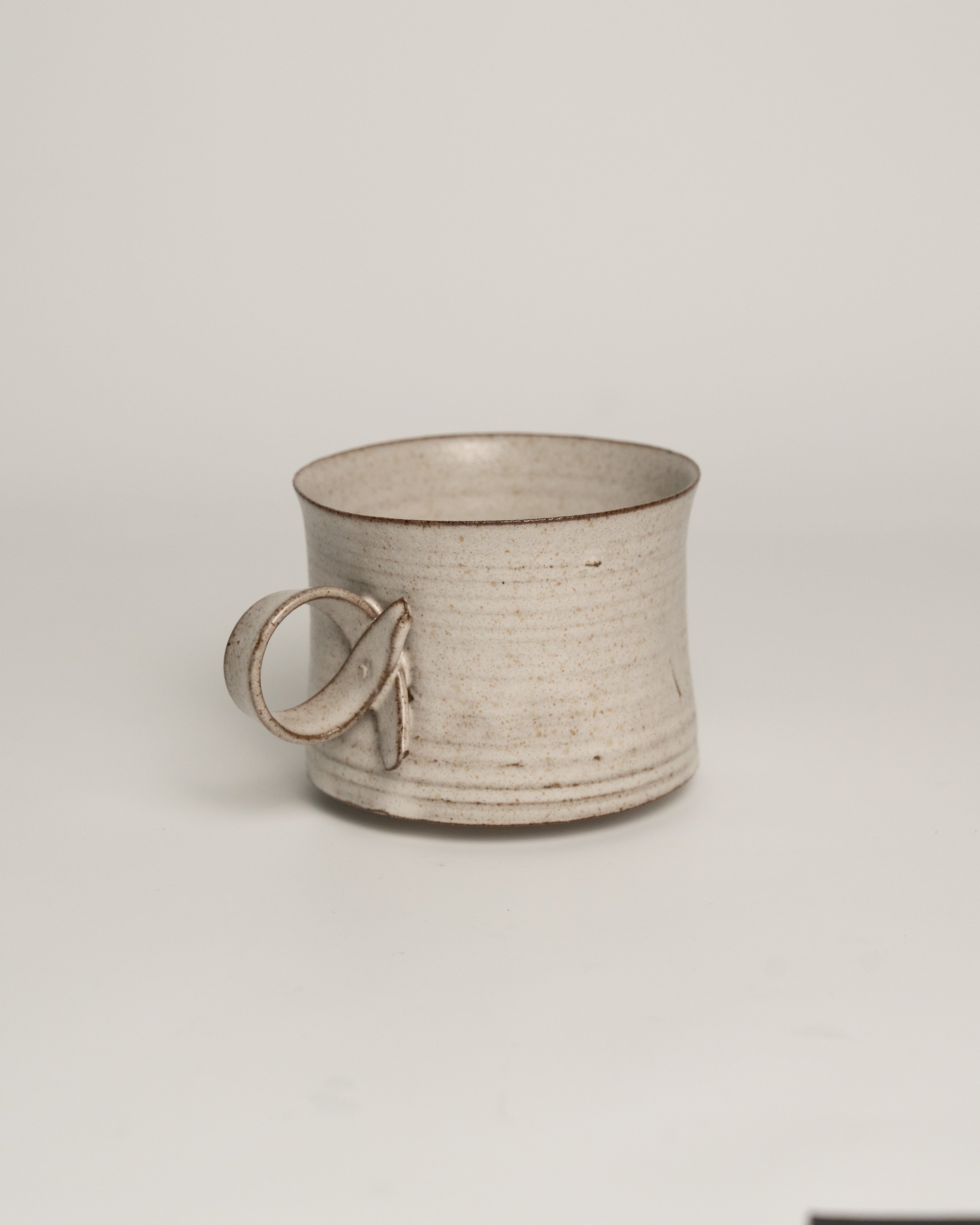 Lunar Sand Knotted Loop Mug