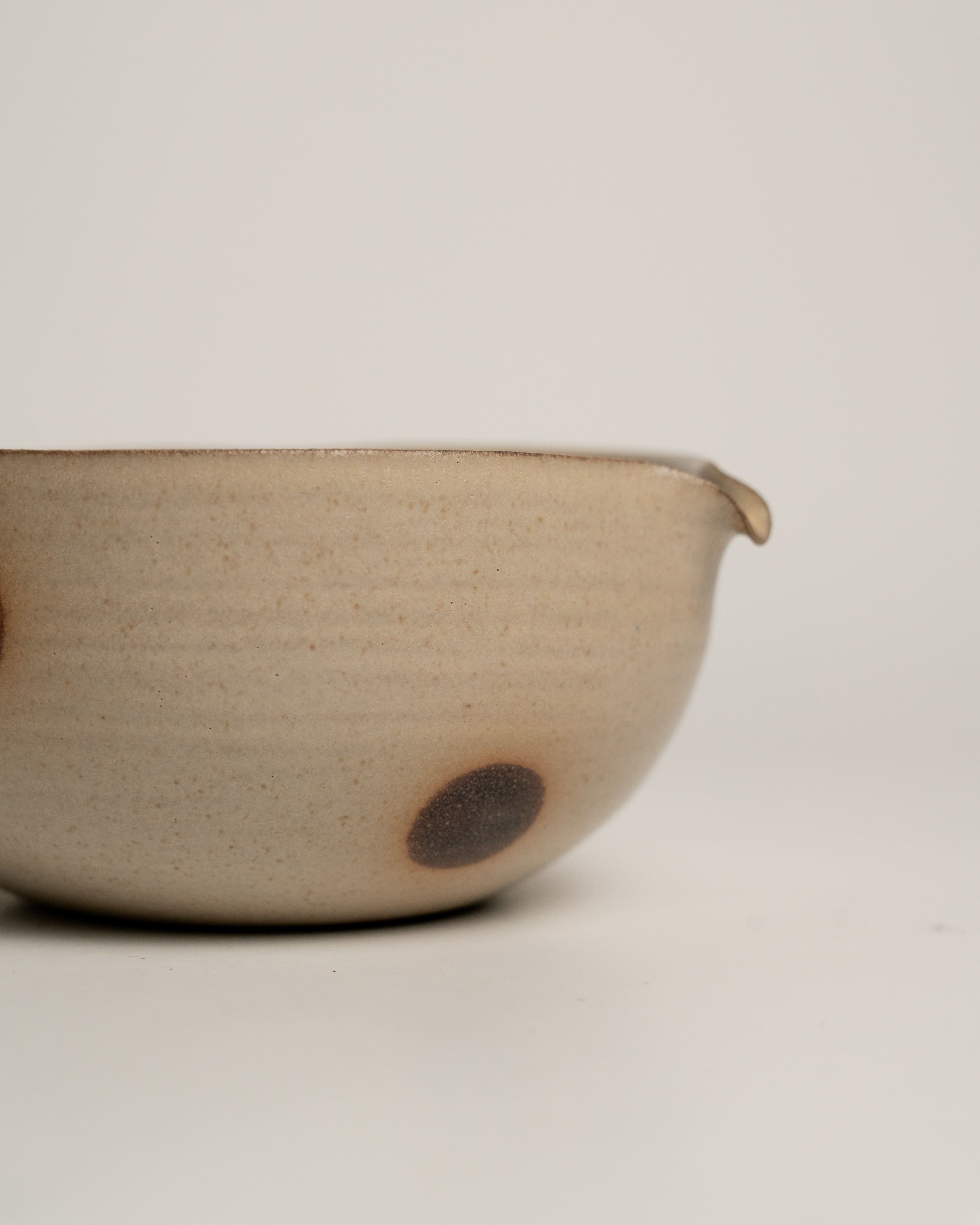 Fawn Dot Waved Matcha Bowl