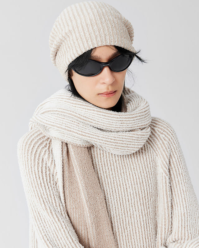 Artisan Beige Knit Beanie – Soft Textured Slouchy Winter Cap for Women and Men