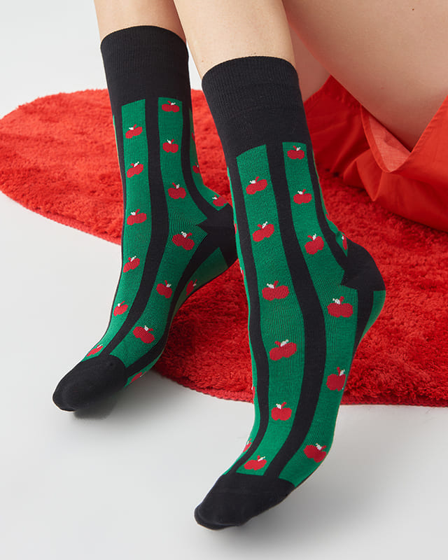 Retro Apple Pattern Crew Socks