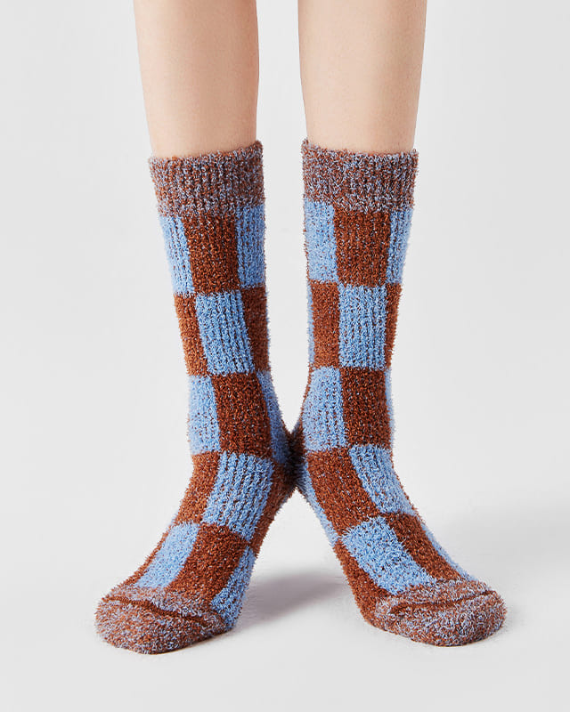 Cozy Brown-Blue Check Knit Crew Socks