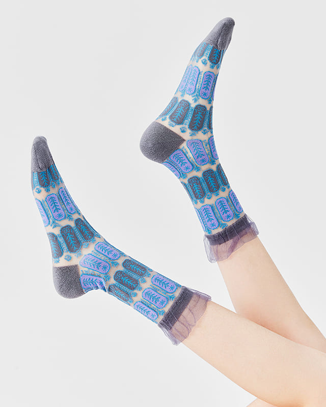 Botanic Pattern Sheer Crew Socks