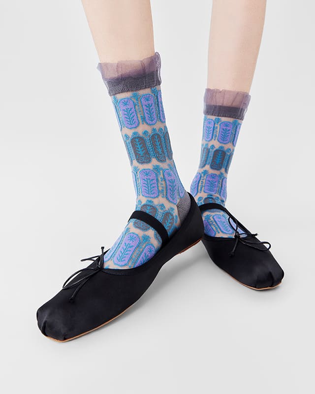 Botanic Pattern Sheer Crew Socks