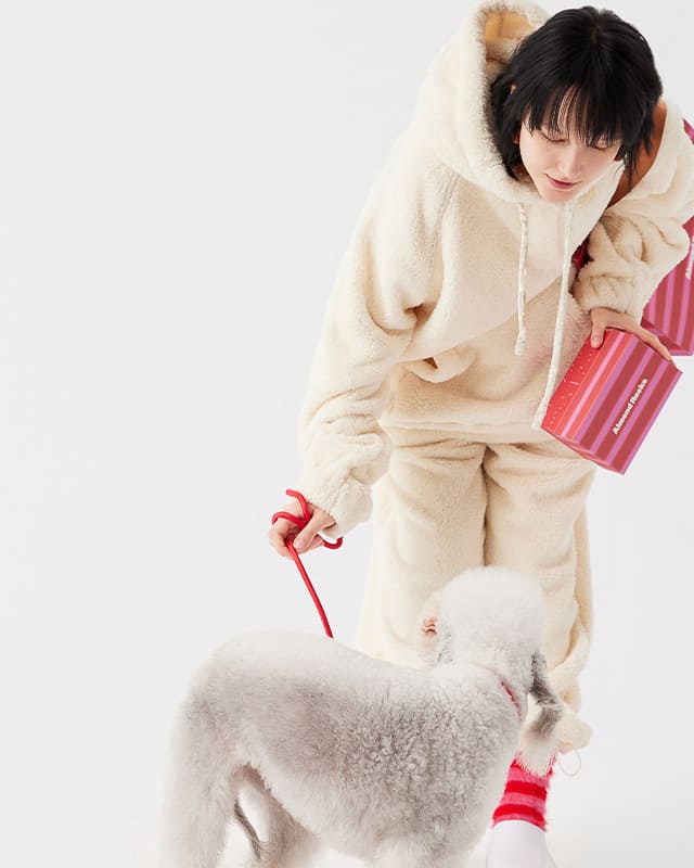 Cozy Fleece Hoodie & Jogger Set – Cream White Loungewear Pants