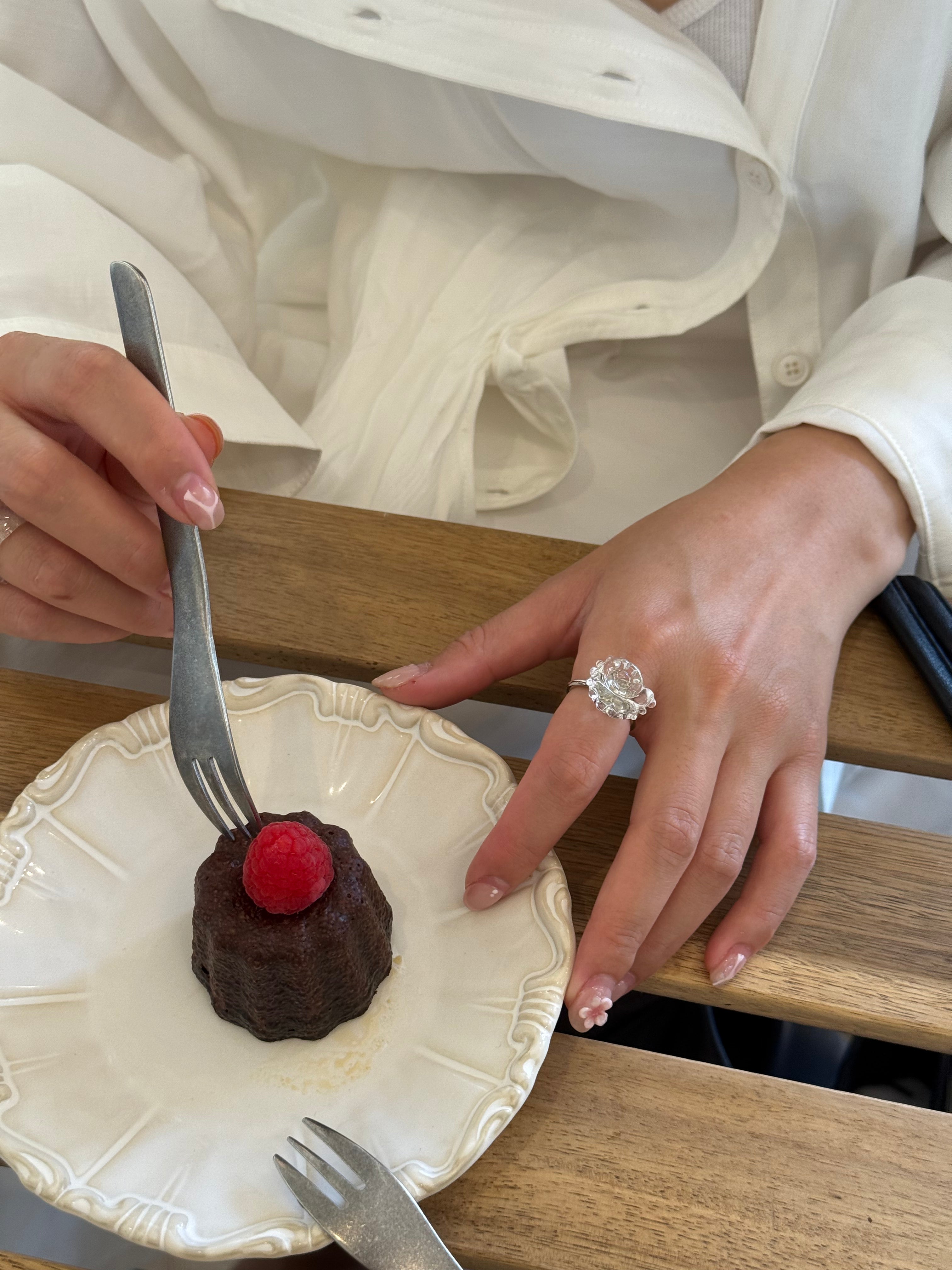 Shell Glass Adjustable Ring