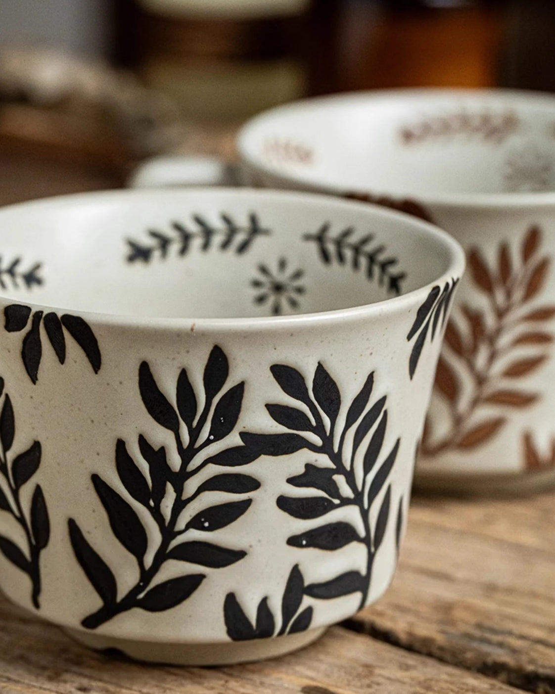 Handmade Rustic Ceramic Mug – Leaf Pattern Pottery Coffee Cup