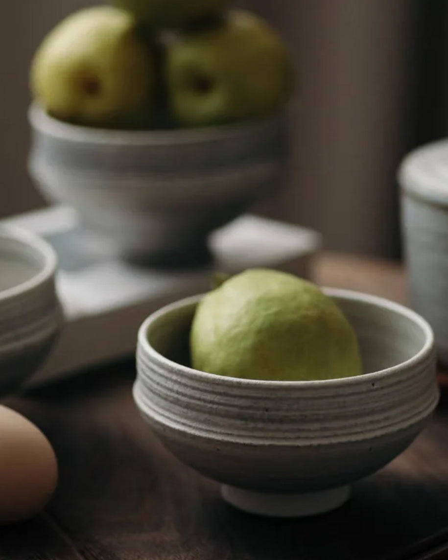 Rustic Japanese Ceramic Bowl – Handmade Wabi-Sabi Pottery Dish